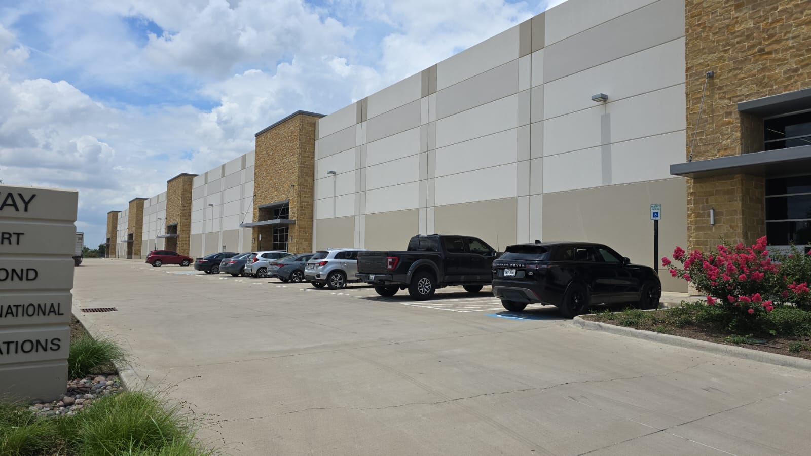 Worldcraft Logistics LLC