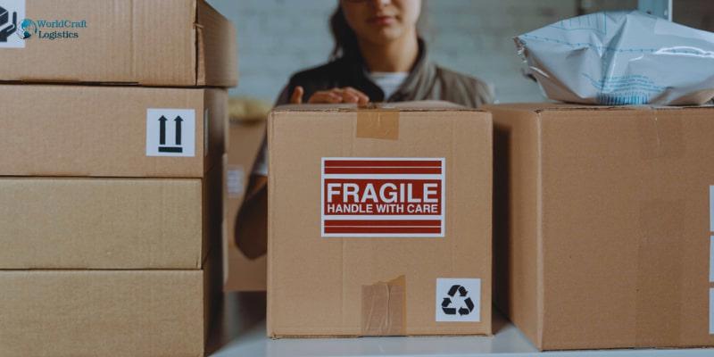 Process of transporting fragile items to customers.jpg Process of transporting fragile items to customers
