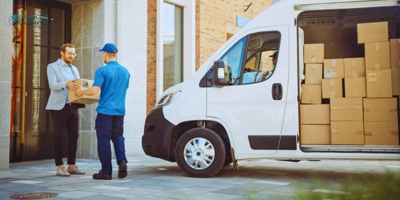 Ecommerce shipping methods and strategies for business