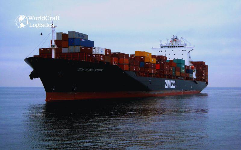 ZIM ship is passing through the red sea.jpg ZIM ship is passing through the red sea